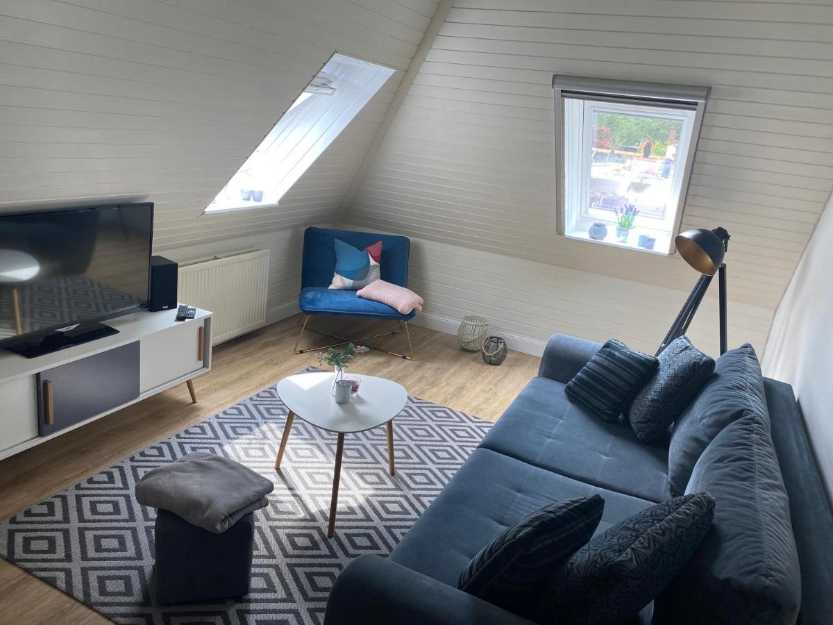 38 Waldweg *